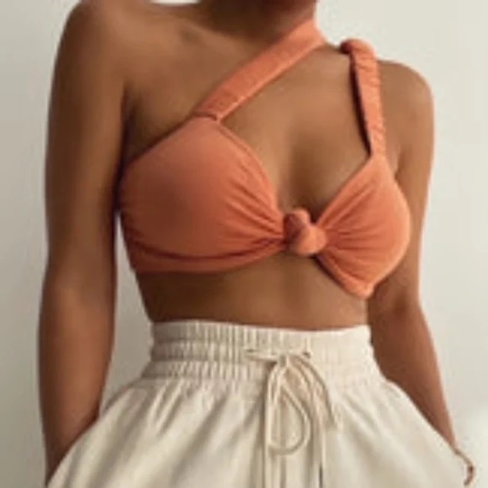 JLUXLABEL Kiley Crop Top - Picture 3 of 3